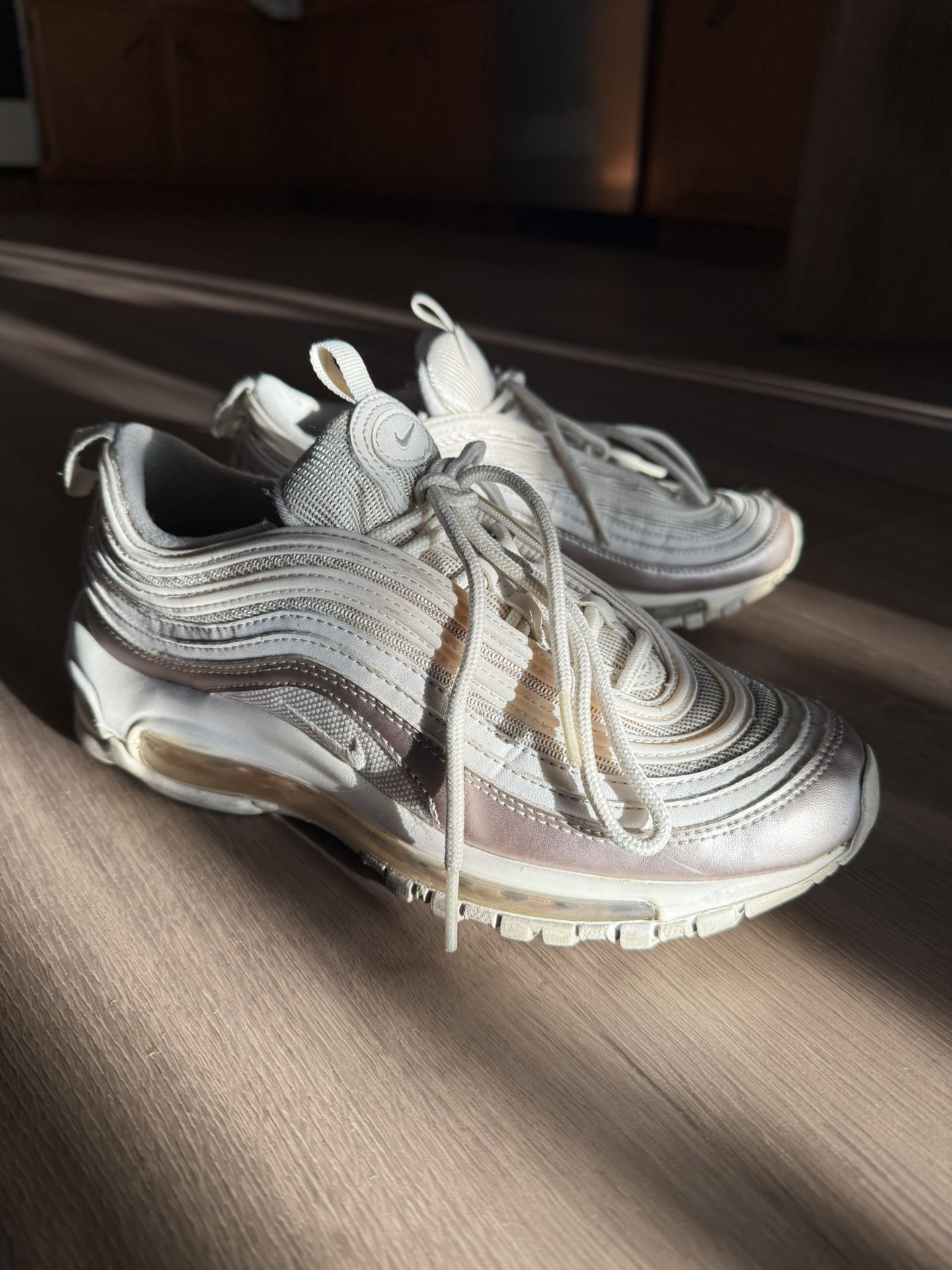 Nike Size 6 Women