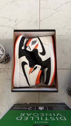 AIR JORDAN 1 ELECTRIC ORANGE