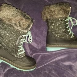 Women's Justice Winter Snow Boots 5M Faux Furr Cuffed & Lace Up 
