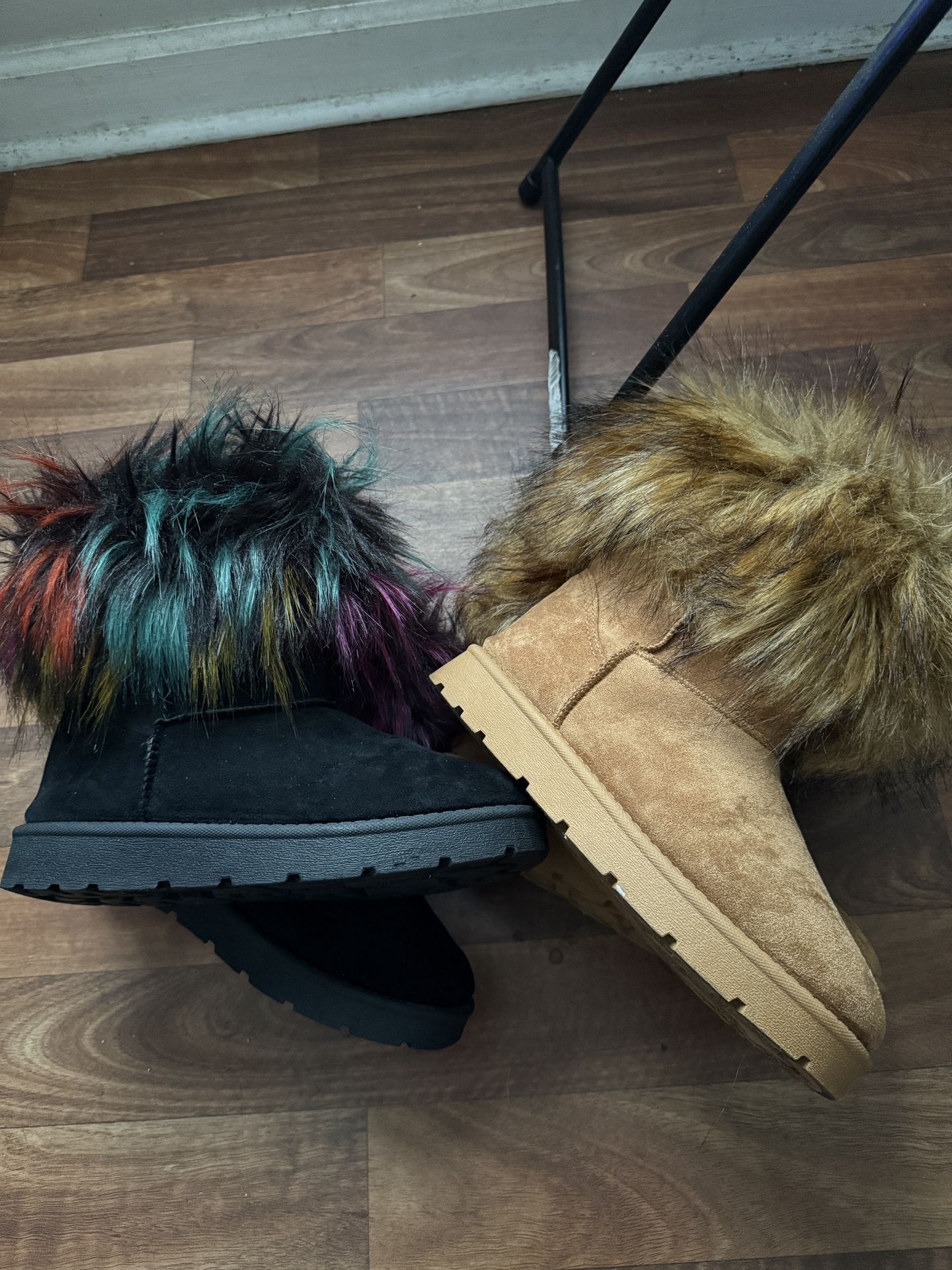 Shade Boots With Fur
