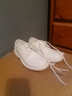Size 13 Auston White Dress Shoes - Boys 