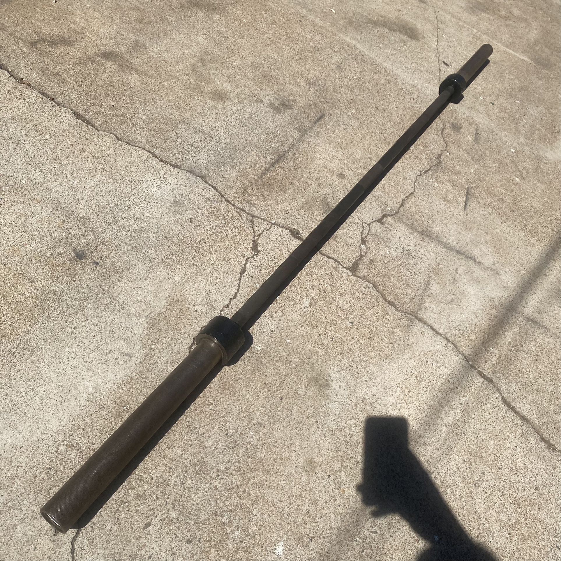 The Boss Cap Olympic Barbell 45lbs 7ft