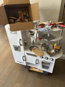 KidKraft White Vintage Kitchen
