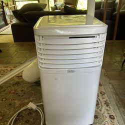 Black + Decker AC unit & Adjustable Fan