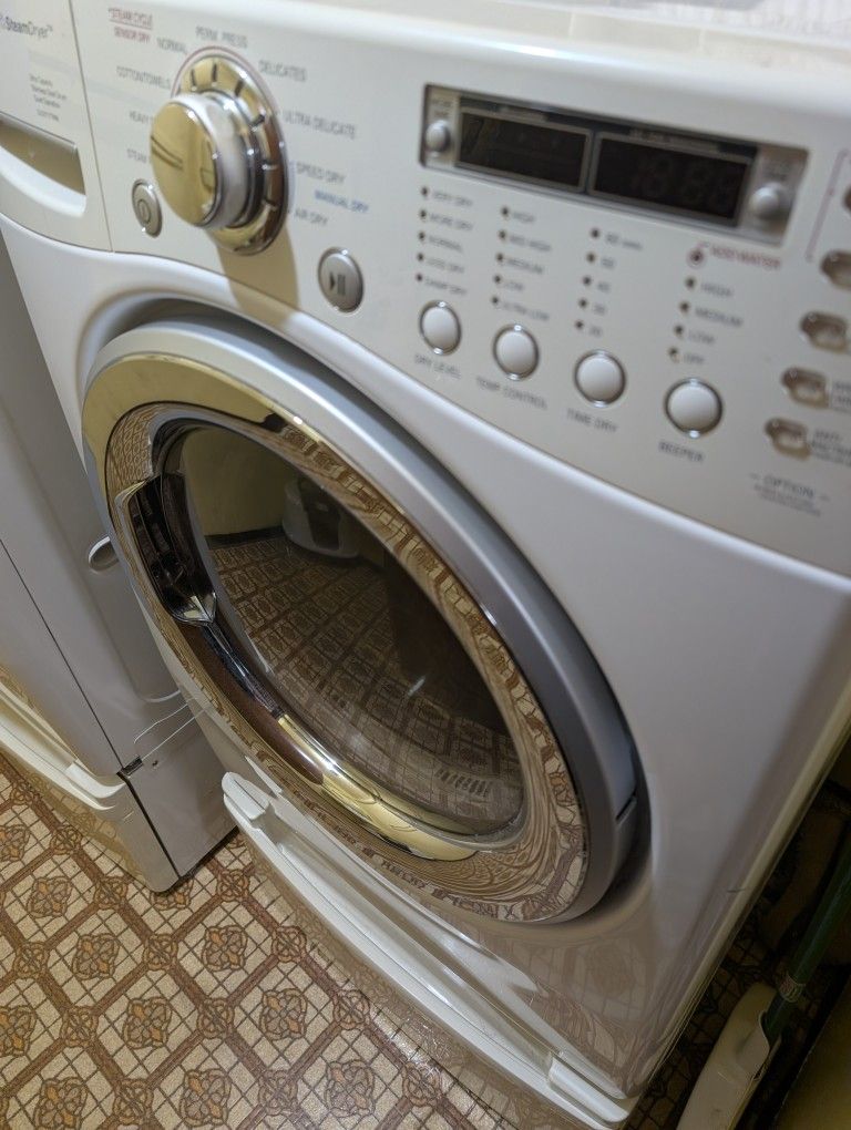 LG  Steam Dryer DLEX7177WM