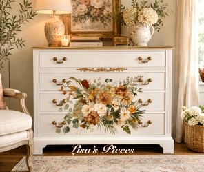 Beautiful Mahogany Floral Dresser