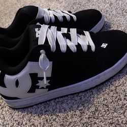 dc shoes size 8
