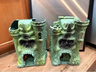Two (2) Vintage 1981 He-Man MOTU Castle Grayskull Playset Shell w/Floors