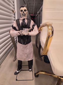 3ft Dean the Deathologist