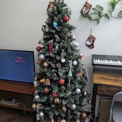 6ft Unlit Snow-Dipped Fir Artificial Christmas Tree