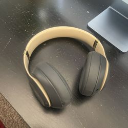 Broken Beats Studio Three Wireless