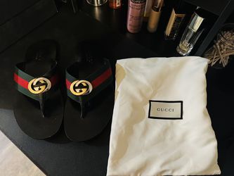 GUCCI THONG SANDAL WITH WEB for Sale in Oak Glen, CA - OfferUp