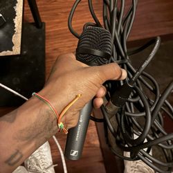 Seinheiser E835 Microphone 