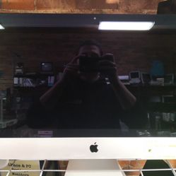 Apple iMac 21.5" Mid 2014 - Intel Core i5-4260U, 8GB RAM, 256GB SSD, MacOS Big Sur 