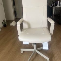IKEA Comfy White Chair