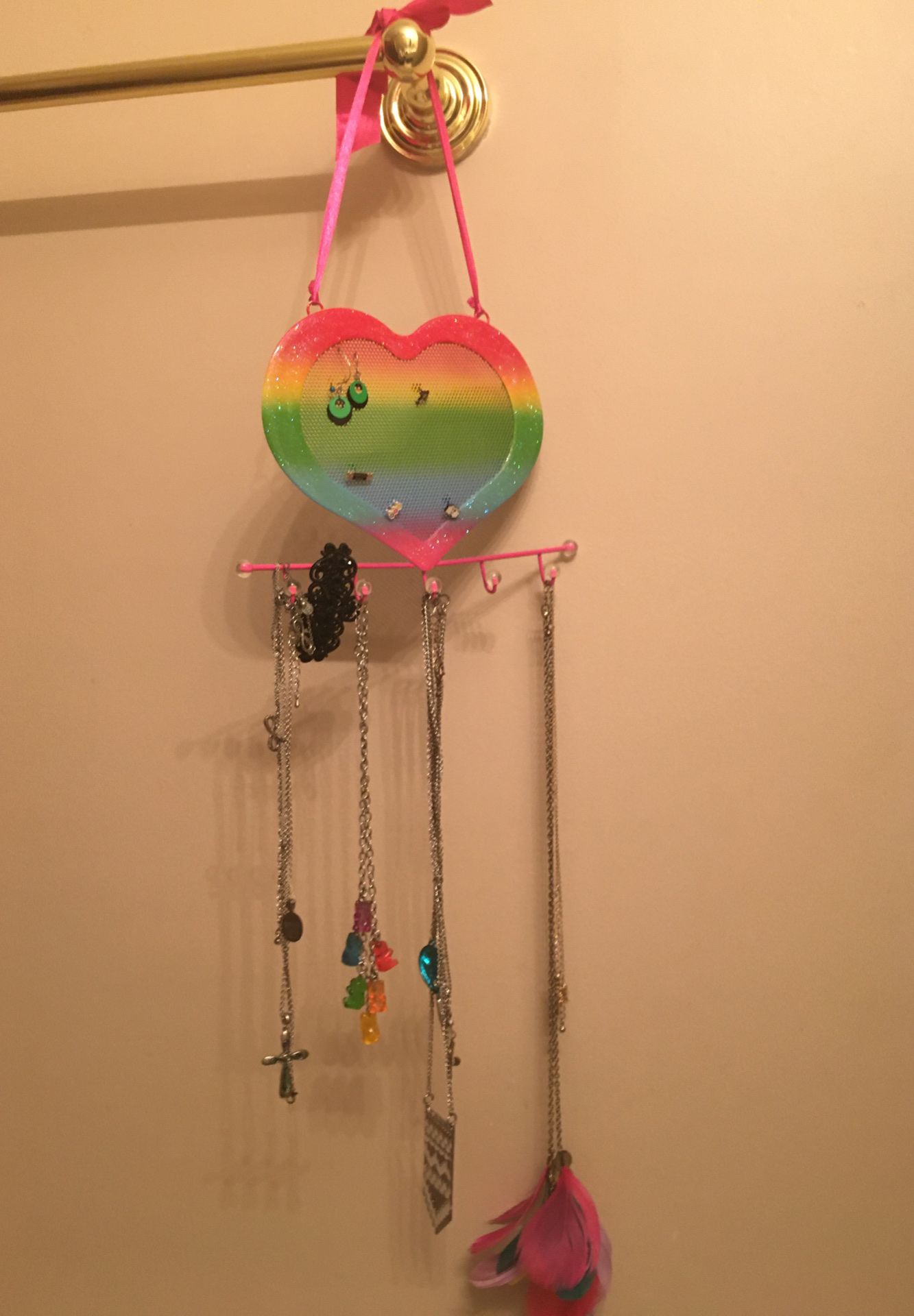 Necklace holder