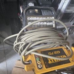 Pressure Cleaning,guns And Whispers