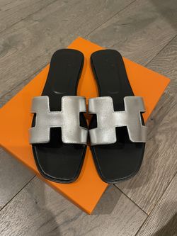 Hermes Oran Shoes New Size 40 Silver Leather 