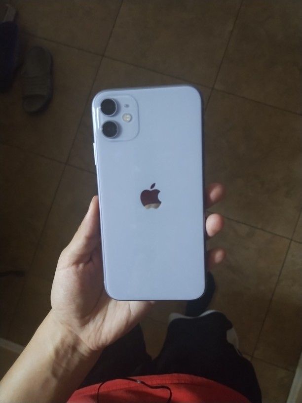 iPhone 11