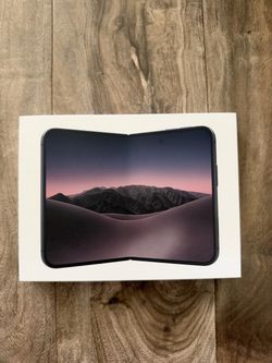 iPhone Duo 1TB Night Sky Black
