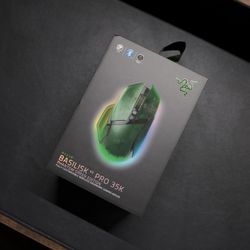 Open Box/New - Razer Phantom Green Edition - Basilisk V3 Pro 35K