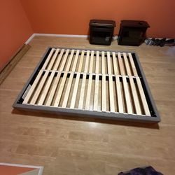 Crate And Barrel Queen Size Bed Frame 