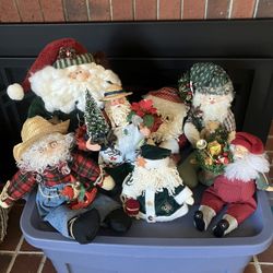 7 Santa Decorations 