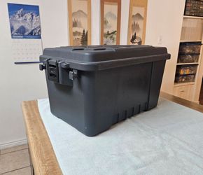 Plano 24" Sportsman's Storage Trunk, 24" L x 15" W x 13" H