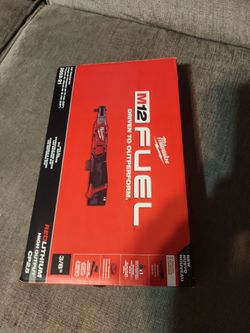 M12 FUEL 12V Lithium-Ion Compact 3/8 in. Cordless Ratchet Kit with Battery, Charger and Bag