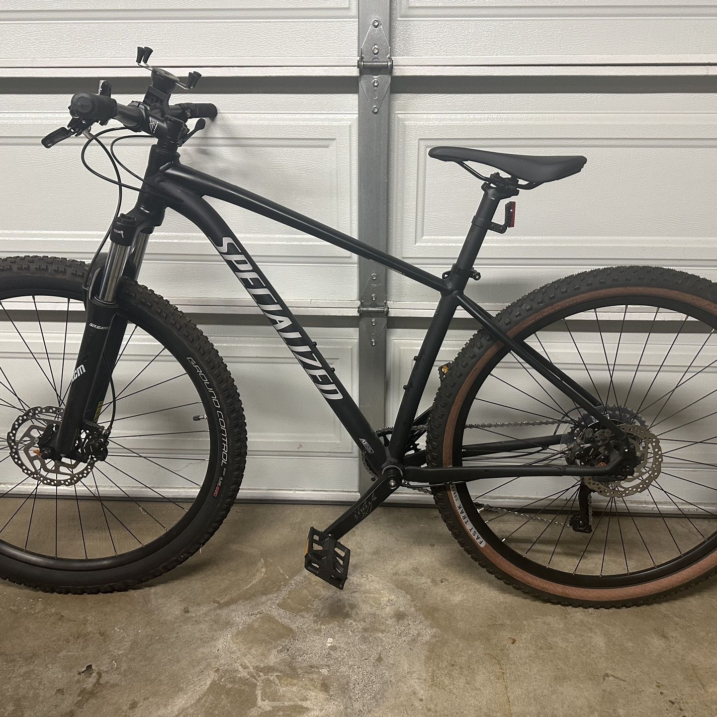 Specialized Rockhopper Comp 1X Like New Matte Black for Sale in