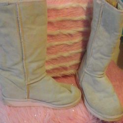 EMU boots women's / botas para mujer sizes 9