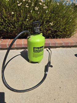 Home and Garden pump action sprayer