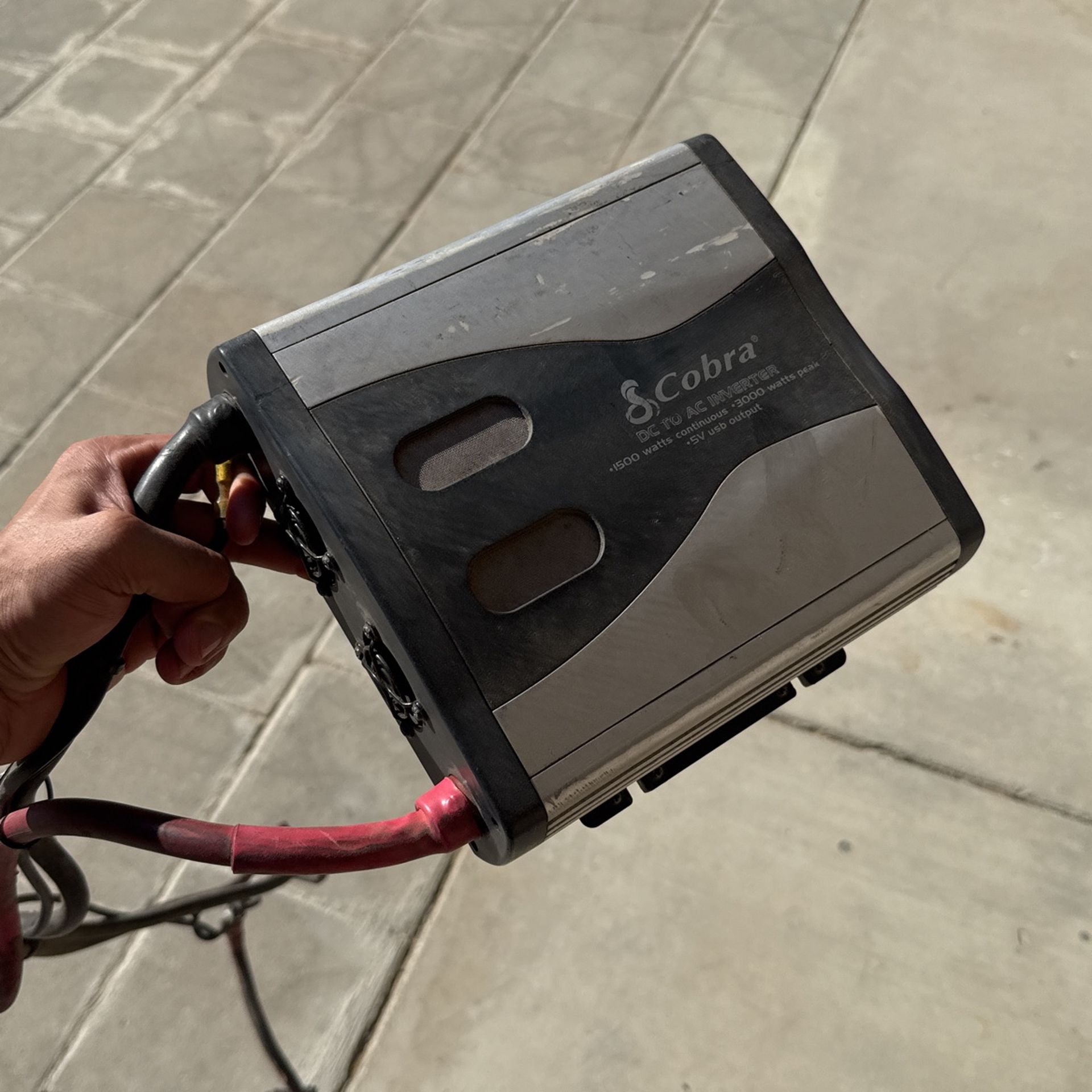 Cobra Dc To Ac Converter