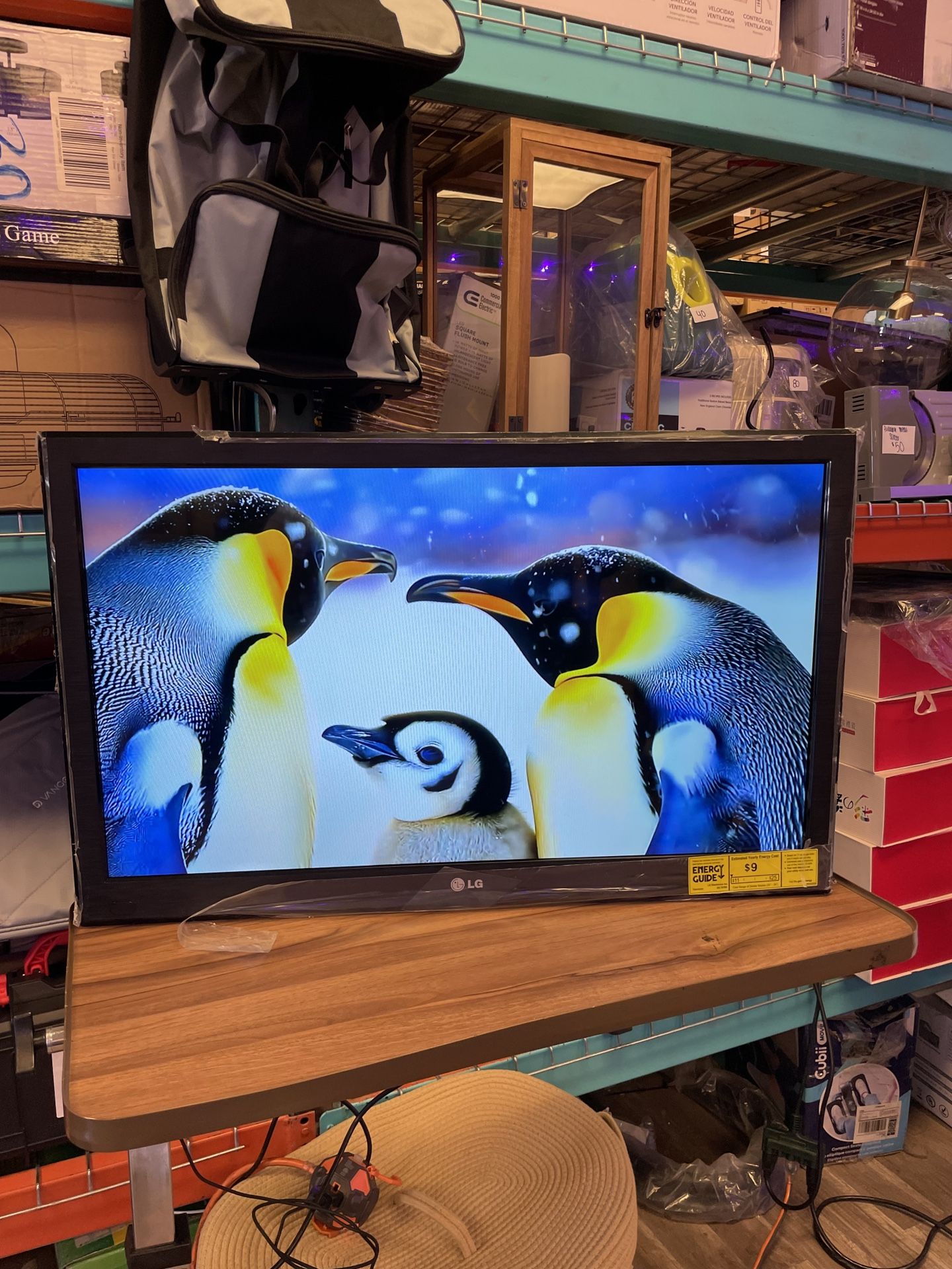 32” NEW LG television