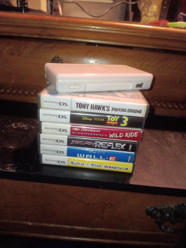 Nintendo Ds W/6 Games