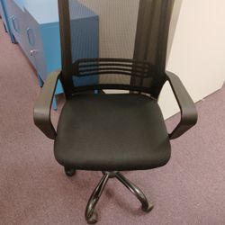Black Or Gray Computer Chair 