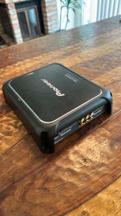 Pioneer 4 Channel Amp