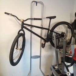 DK Rock Hopper Bike And Rack For Sale $200
