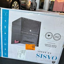 BLACK LOCKING PARCEL MAILBOX