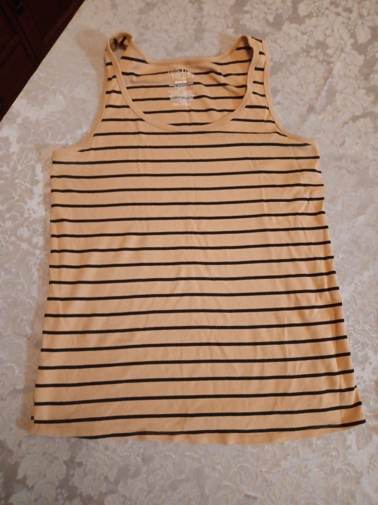 Time and Tru maternity