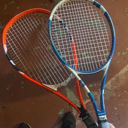 TENNIS RACKET