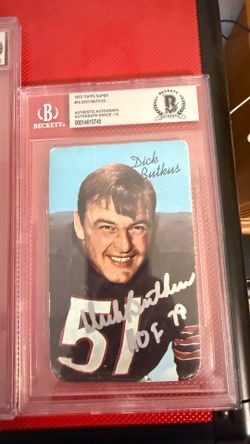 Dick Butkus signed 1970 Topps Super Beckett 10