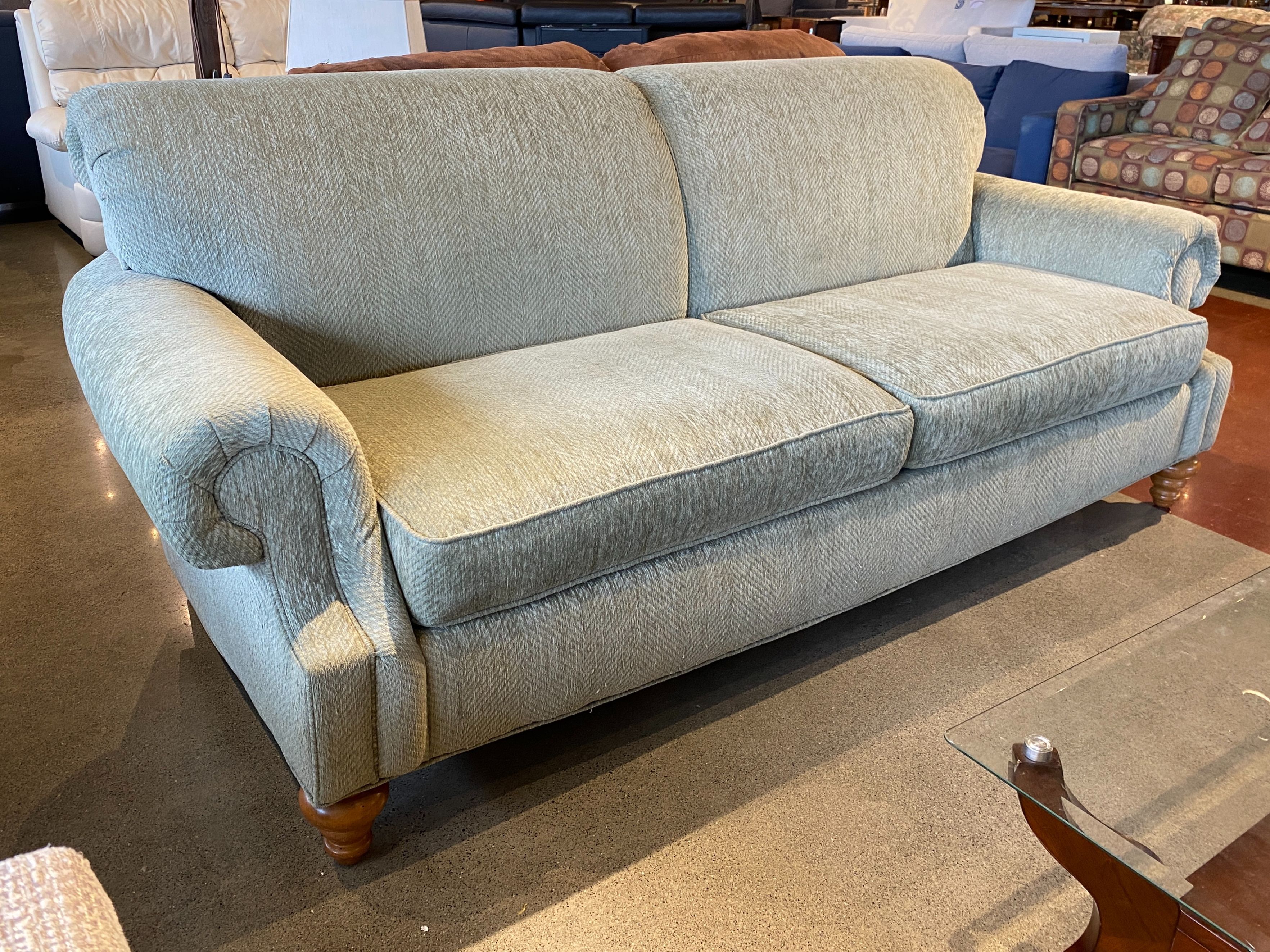 FLEXSTEEL Pale Sage Green 3-Seater Sofa w/ Turned Legs