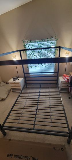 Black  Canopy Metal Platform Bed Frame with Headboard