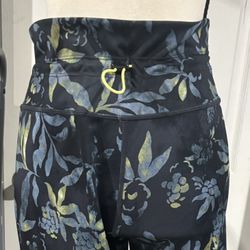 JoyLab Black floral Leggings 