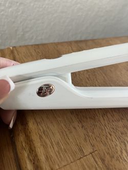 T3 flat iron