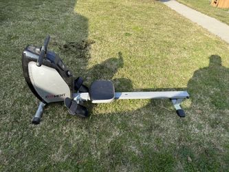 EFITMENT Rowing Machine $20 OBO