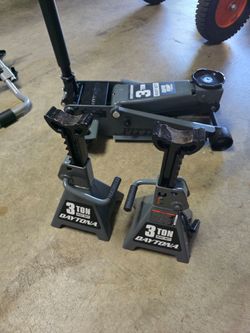 Floor jack and stands used once