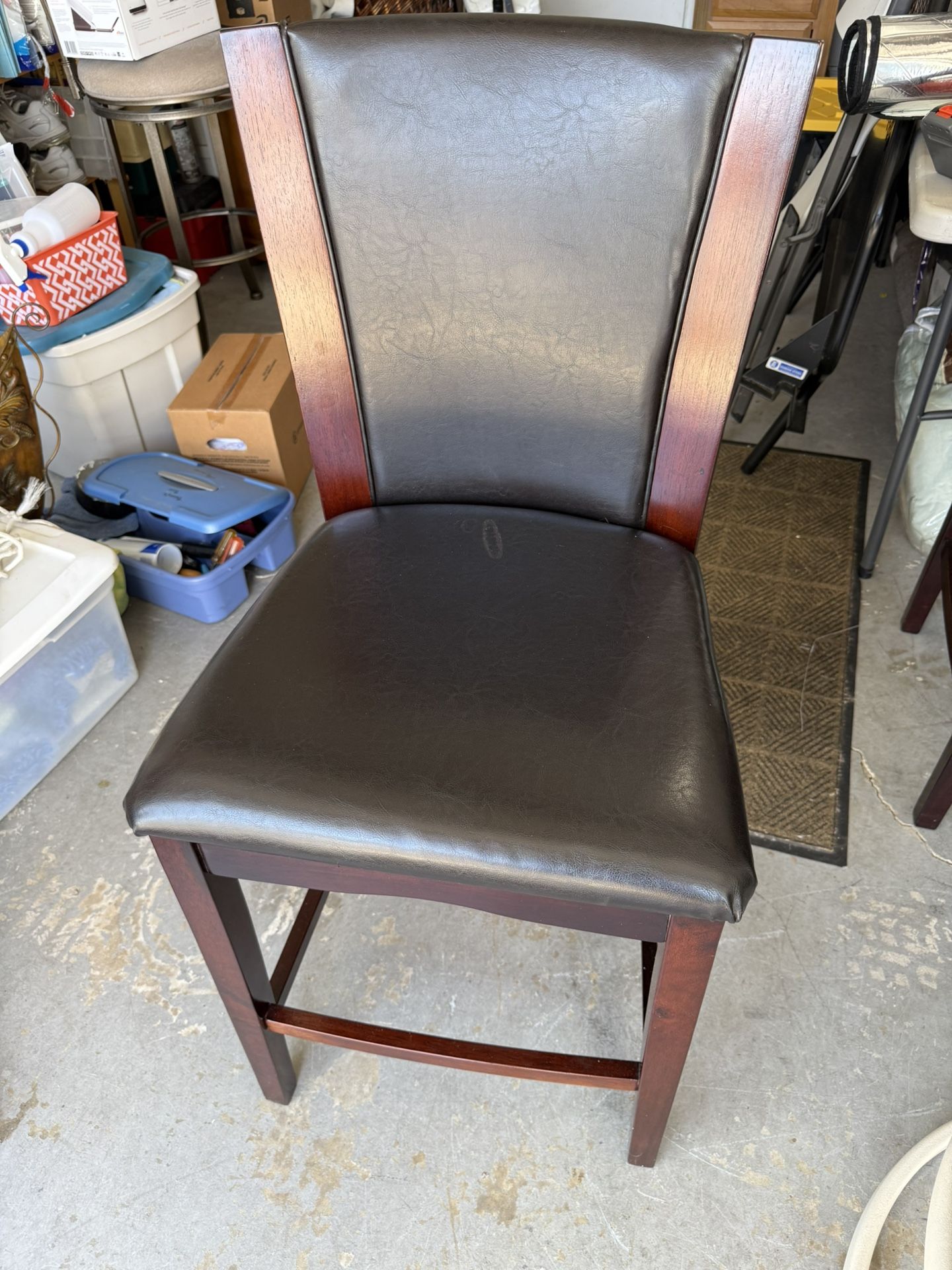 3 Bar Stools Leather And Wood