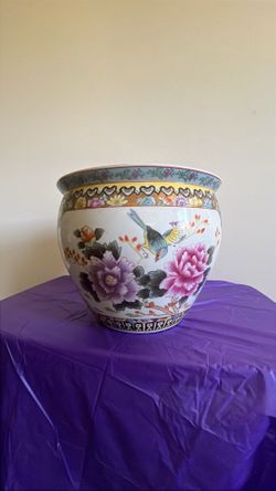 Chinese Chinoiserie Porcelain Fish Bowl Planter w/Millie Fleur Design